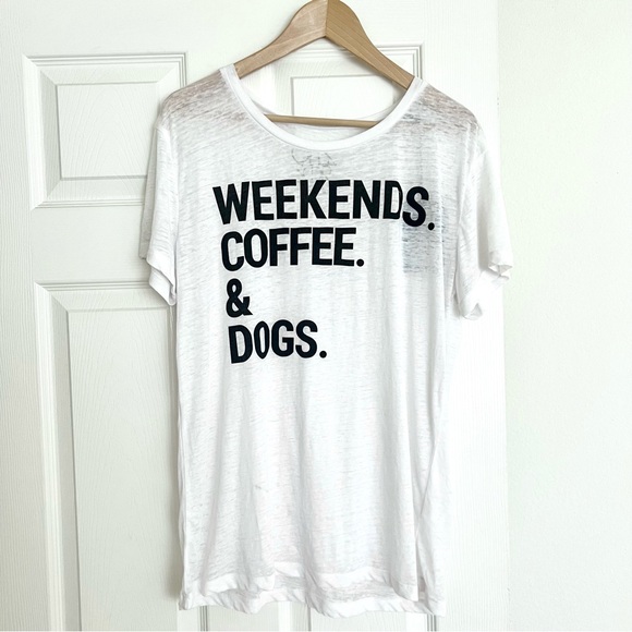 ‘Weekends. Coffee. & Dogs.’ Chaser Tee, size Large, NWT - Picture 2 of 7